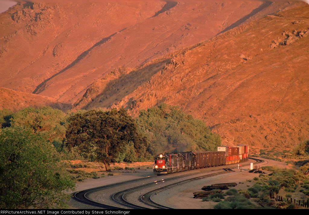 SP 9752 East at Caliente